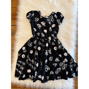 Dot dot smile black and‎ white twirl dress size 5/6 EUC